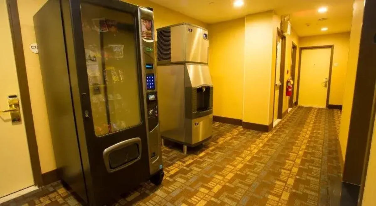 Prince Flushing Hotel