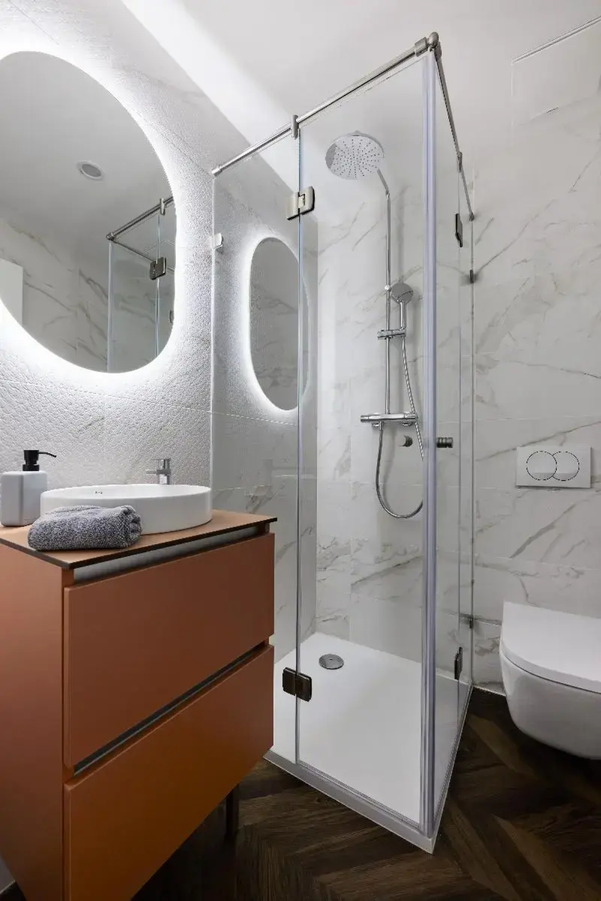 The Amberlyn Suite Hotel