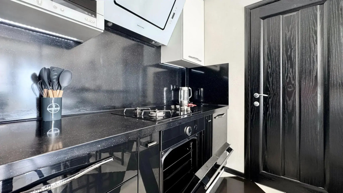 Апартаменты на проспекте Курортный 129