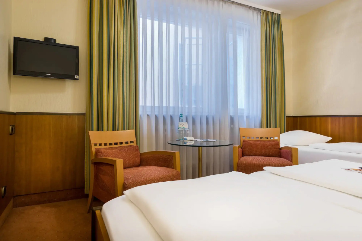 PLAZA INN Rieker Stuttgart Hauptbahnhof