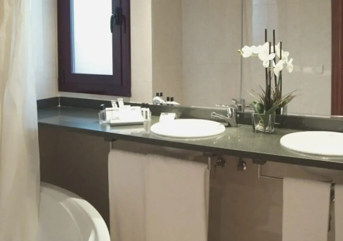 Отель RH Sorolla Centro