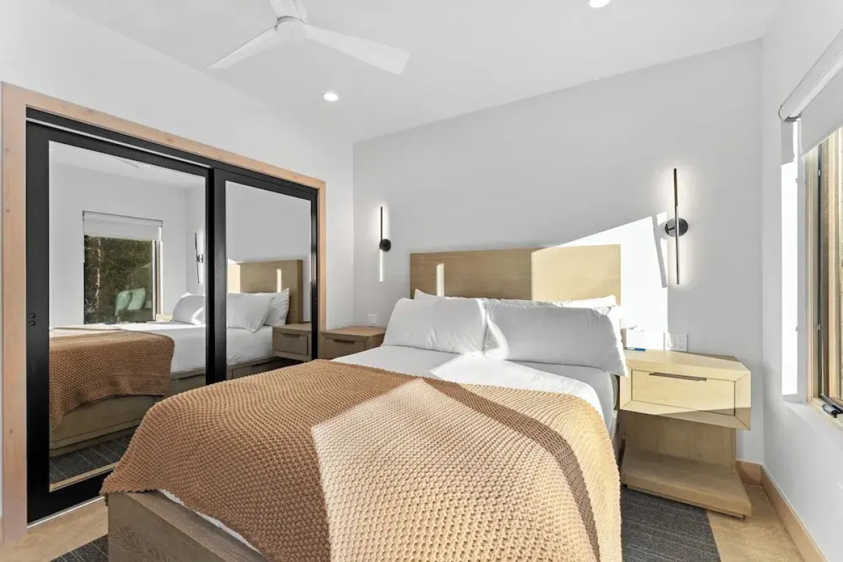 Ina's Way Townhomes, Unit A