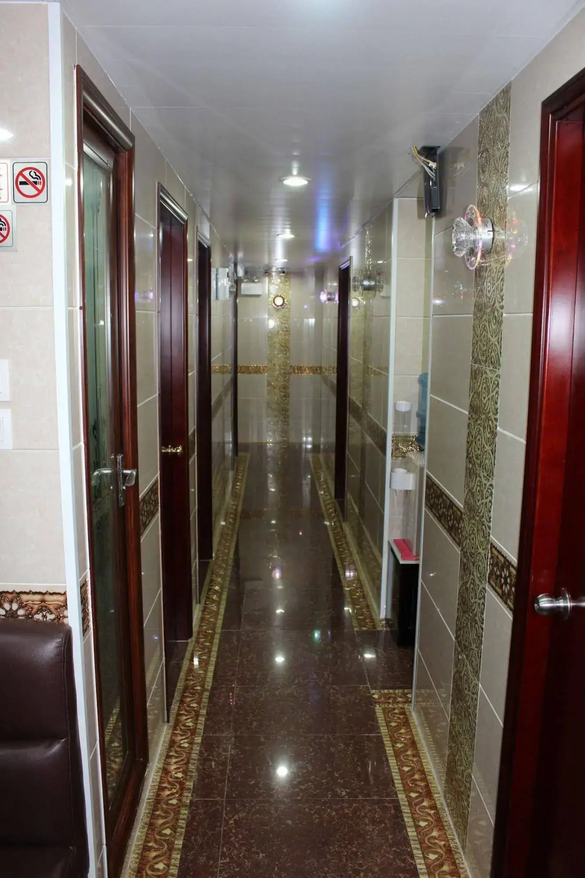 Hong Kong Premium Guest House - Premium Guesthouse Ltd