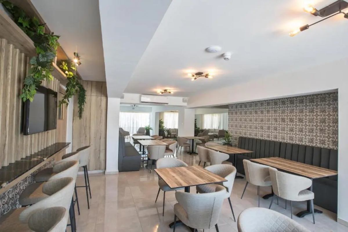 Bohemian Gardens Hotel