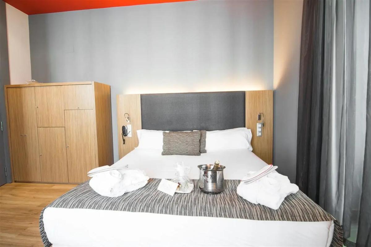 Petit Palace Plaza del Carmen