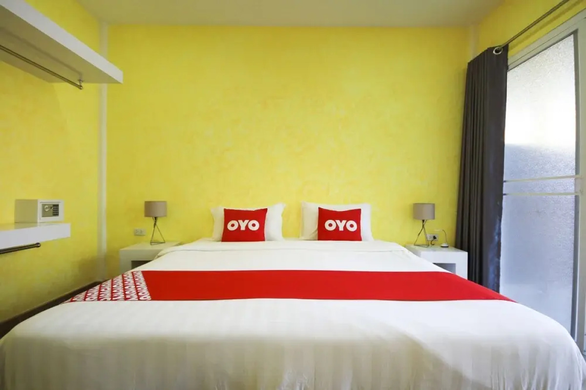 Ban Elephant Blanc Bungalow