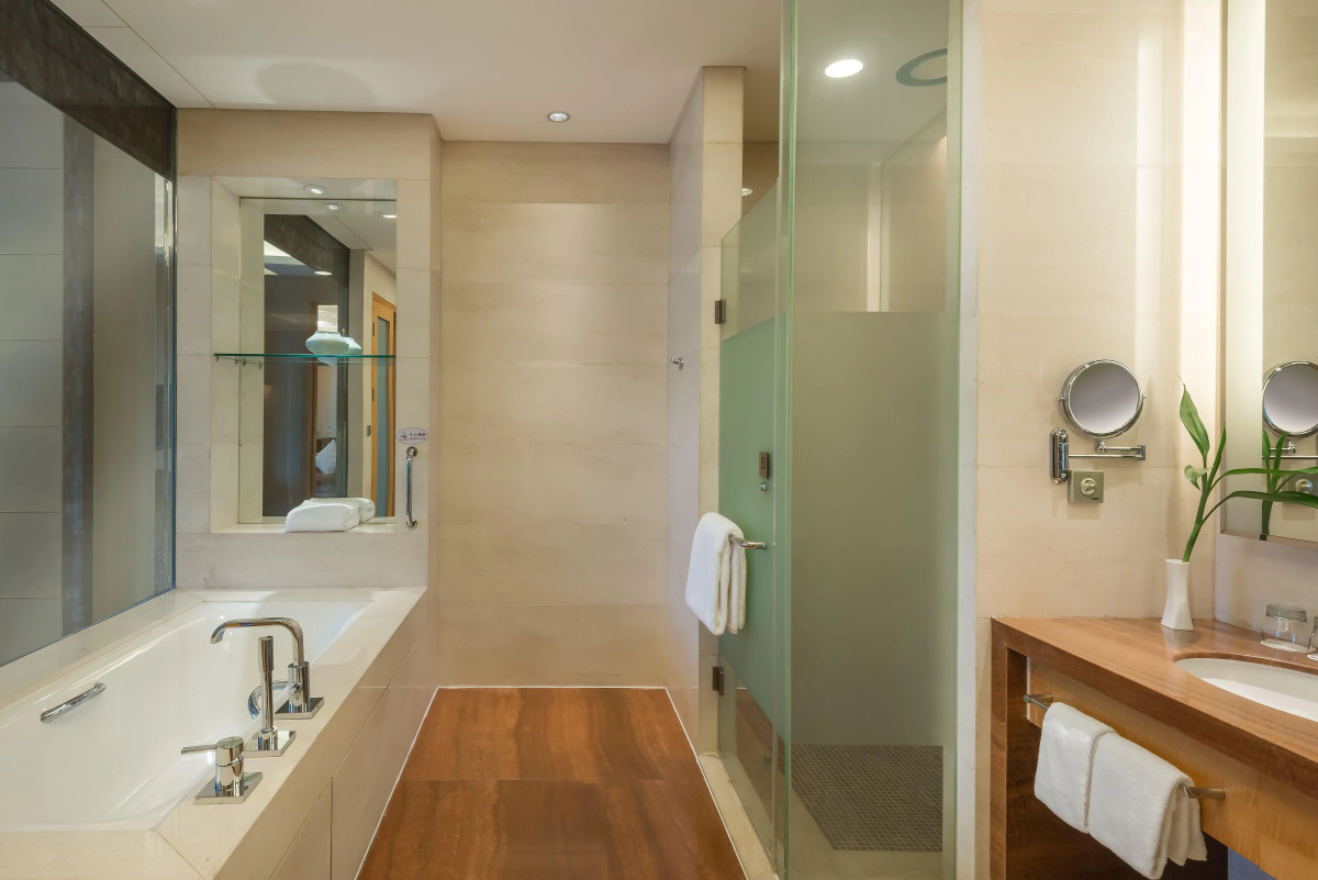 Crowne Plaza Yichang by IHG