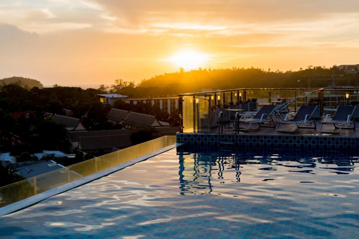 Ozone Condotel Kata Beach