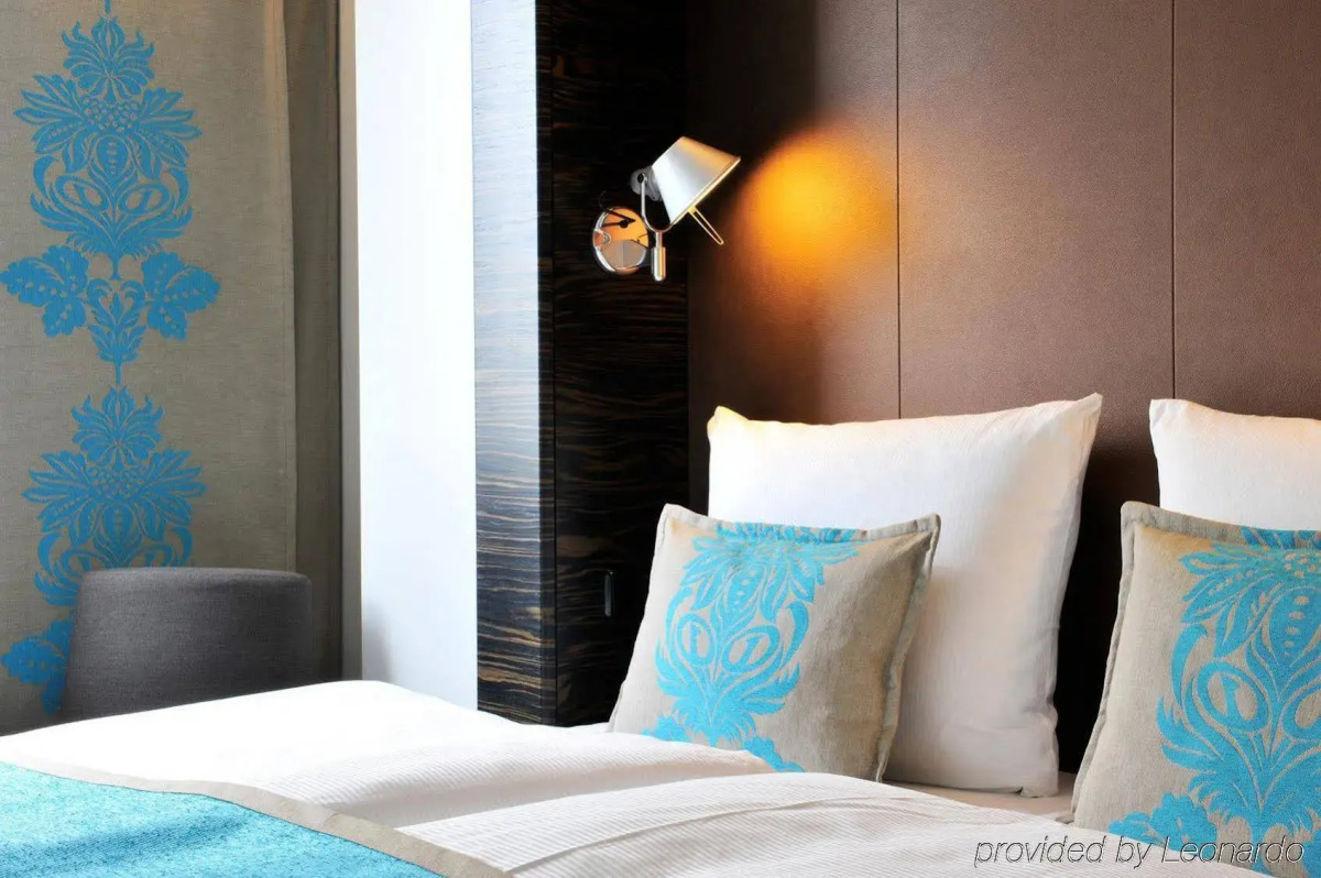 Motel One Hamburg Airport