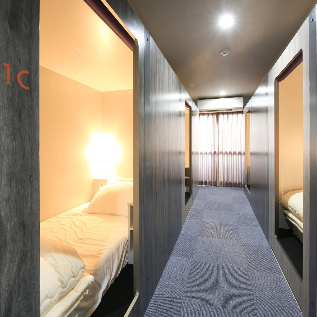 Beagle Tokyo Hostel and Apartments