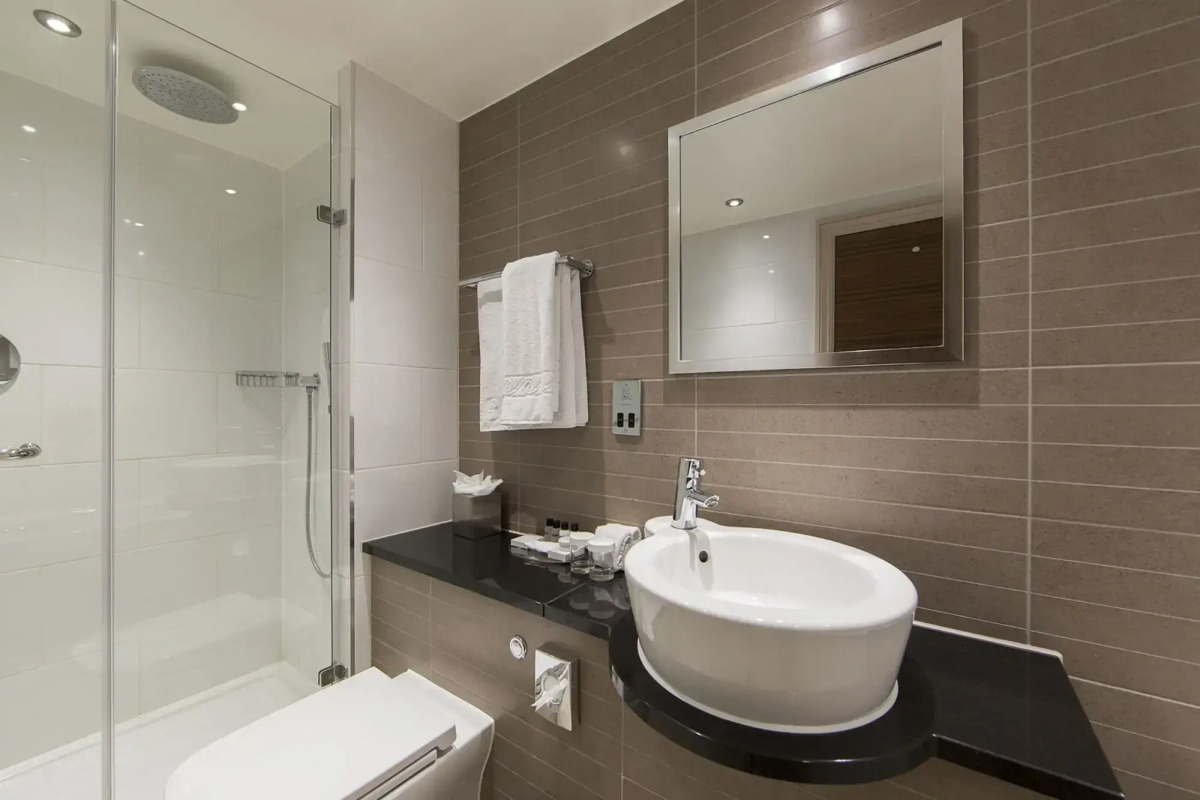 Thistle Trafalgar Square Hotel