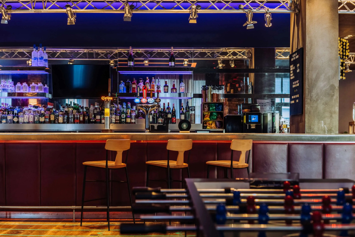 Отель Pentahotel Reading