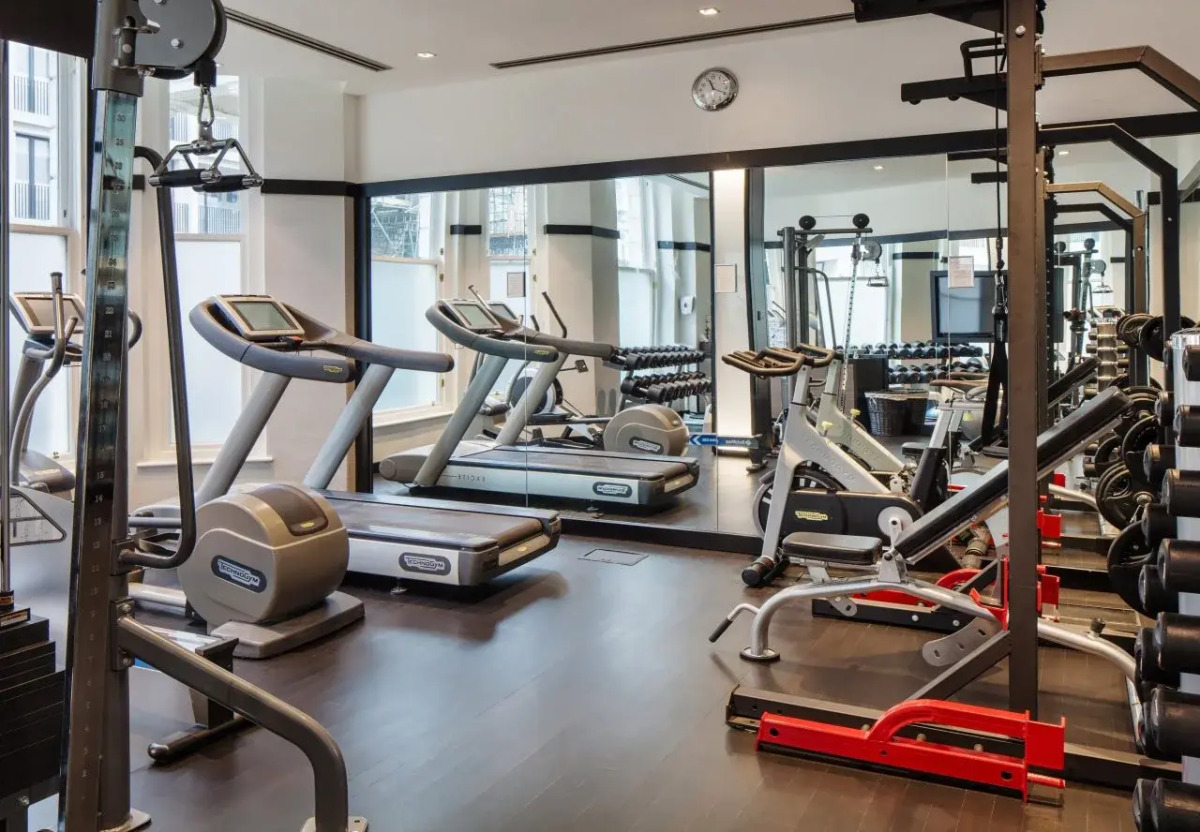 60 Hyde Park Gate Hotel