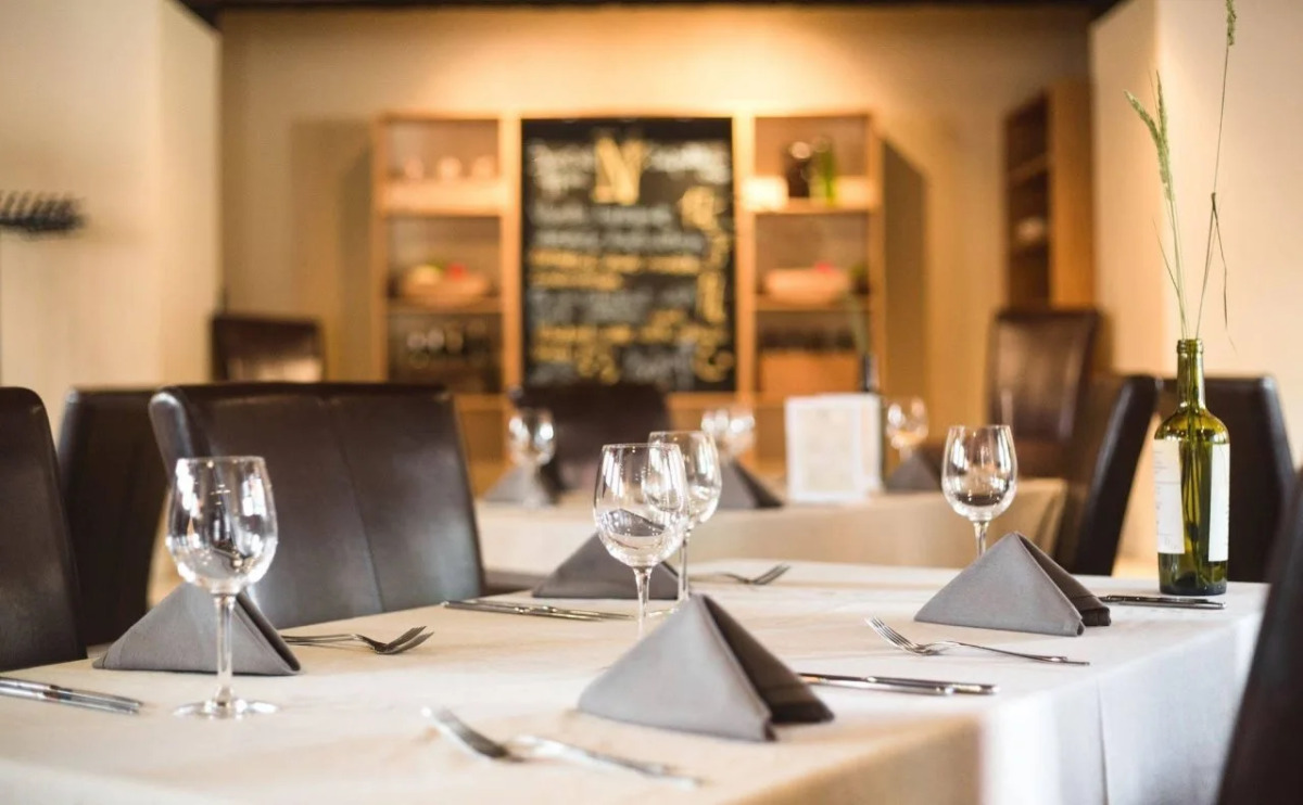 Kreutzwald Hotel Таллин