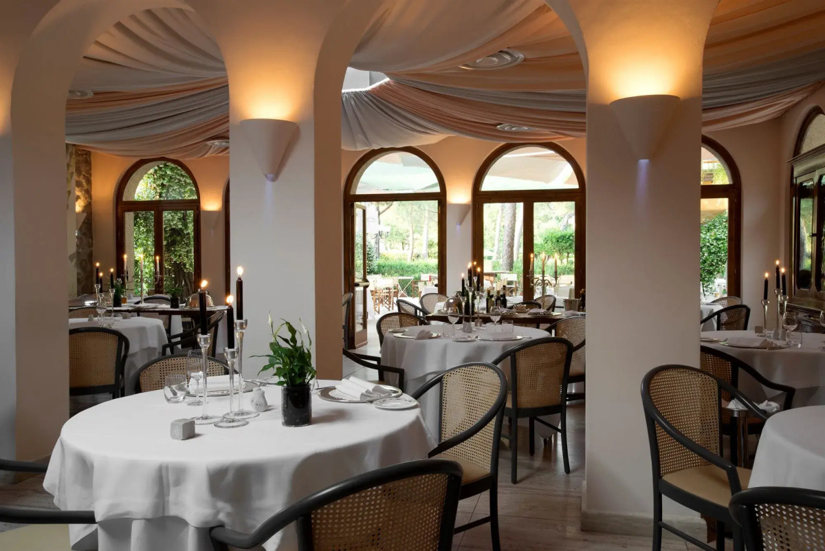 Augustus Hotel & Resort