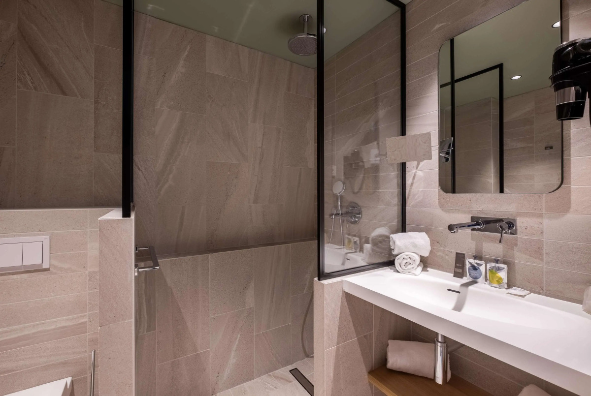 Kyriad Lyon Ouest - Limonest