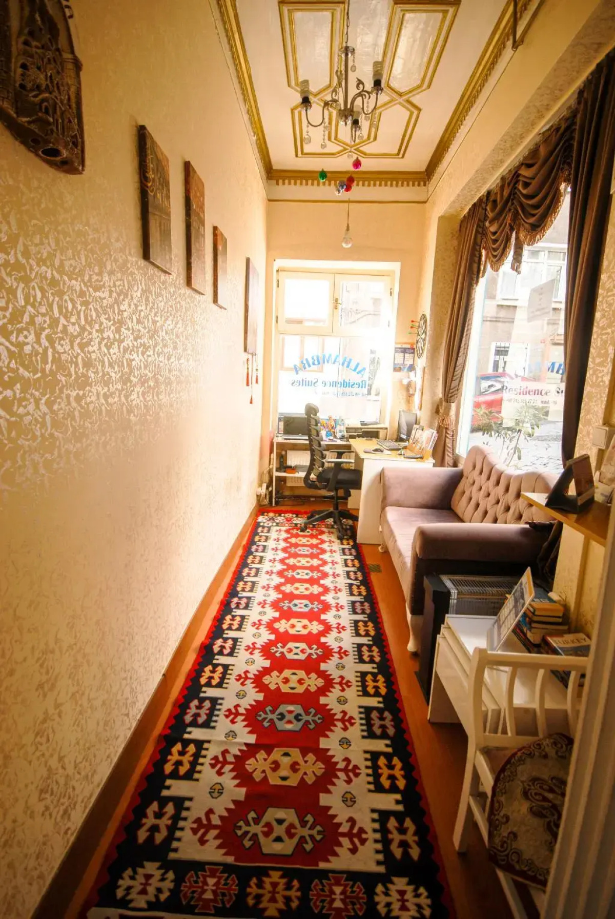 Alhambra Apart Hotel