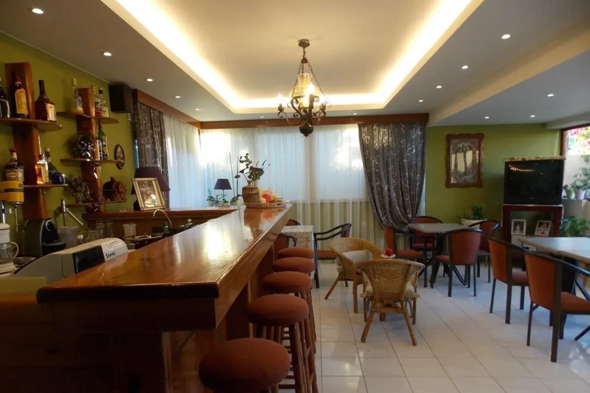 John & Mary's Studios