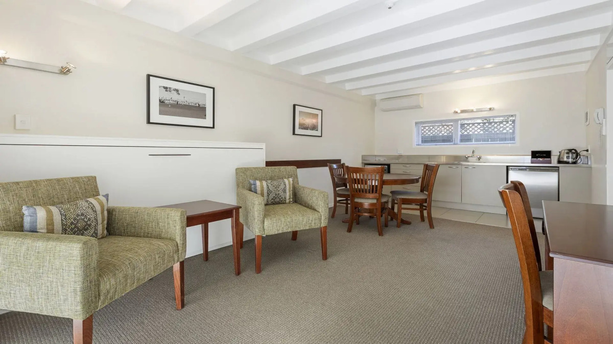 The Parnell Hotel & Conference Centre