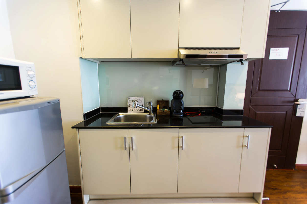 The Alcove Library Hotel