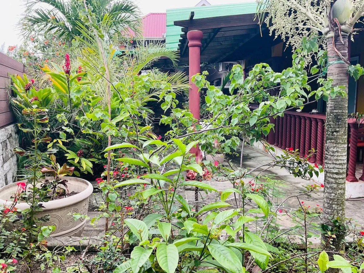 Room-effies Mountain View Villa - Gecko