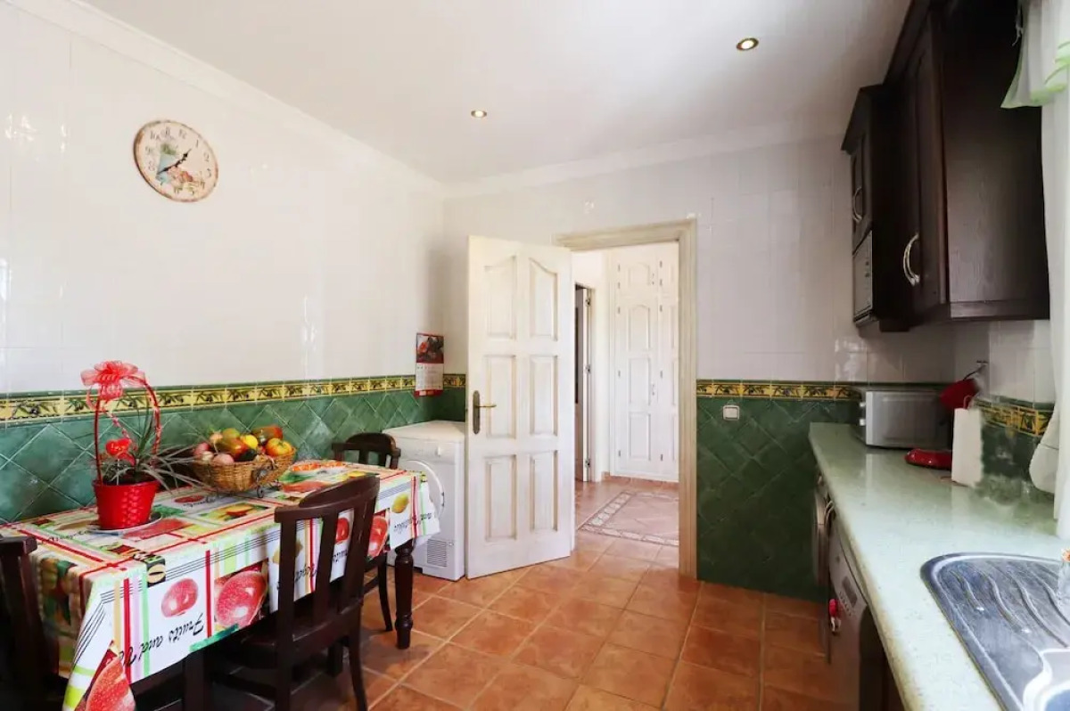 1128 Villa Andrea Sol