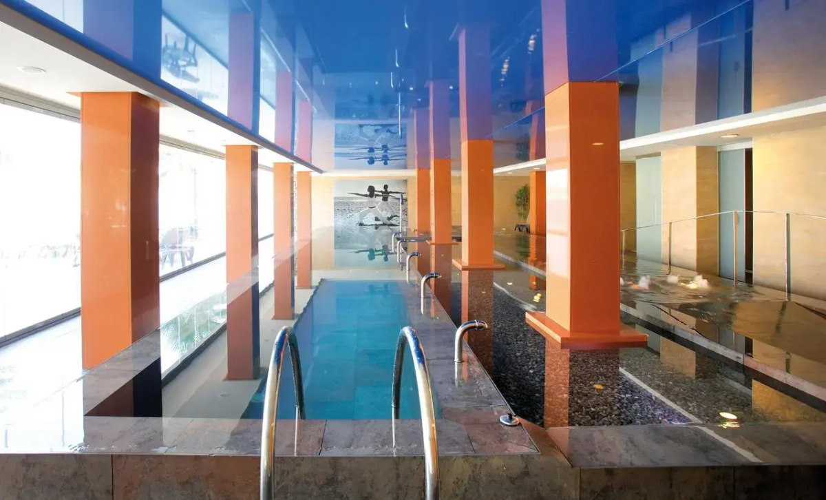 Occidental Cala Vinas