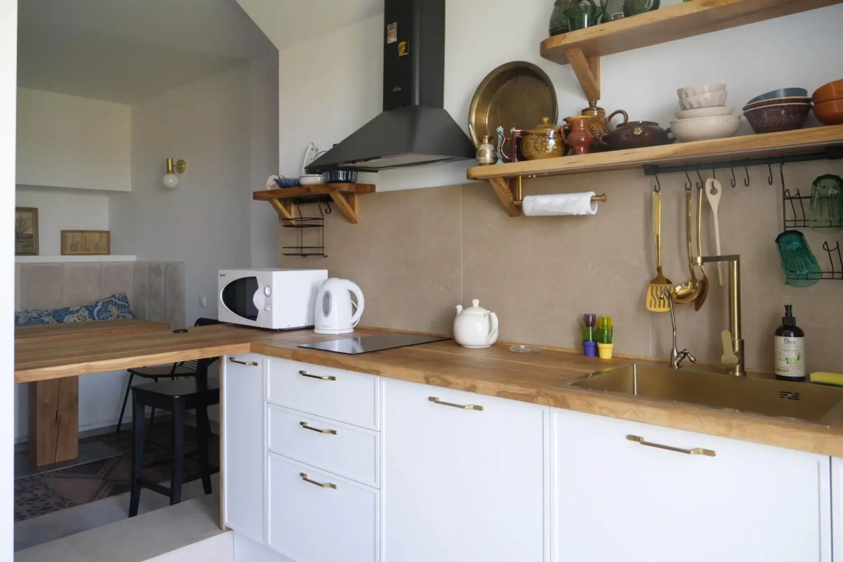 На Черноморской