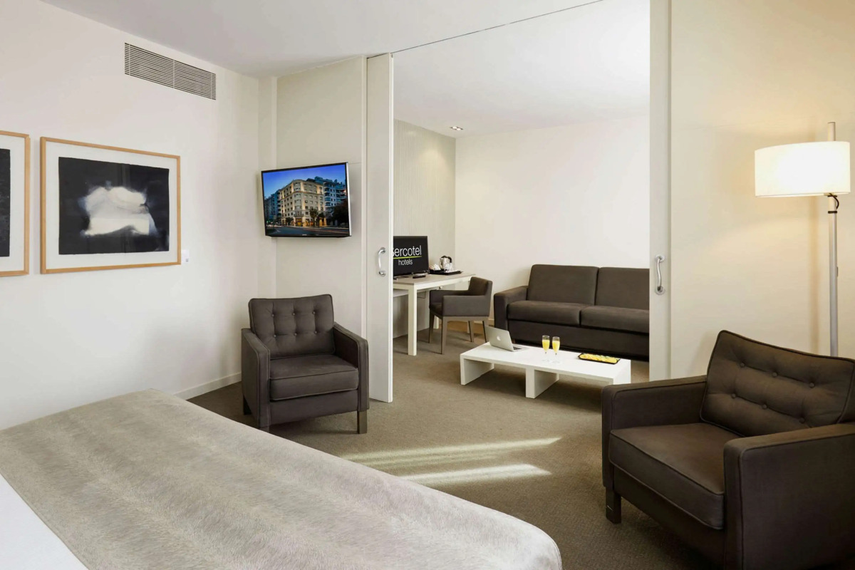 Отель Sercotel Amister Art