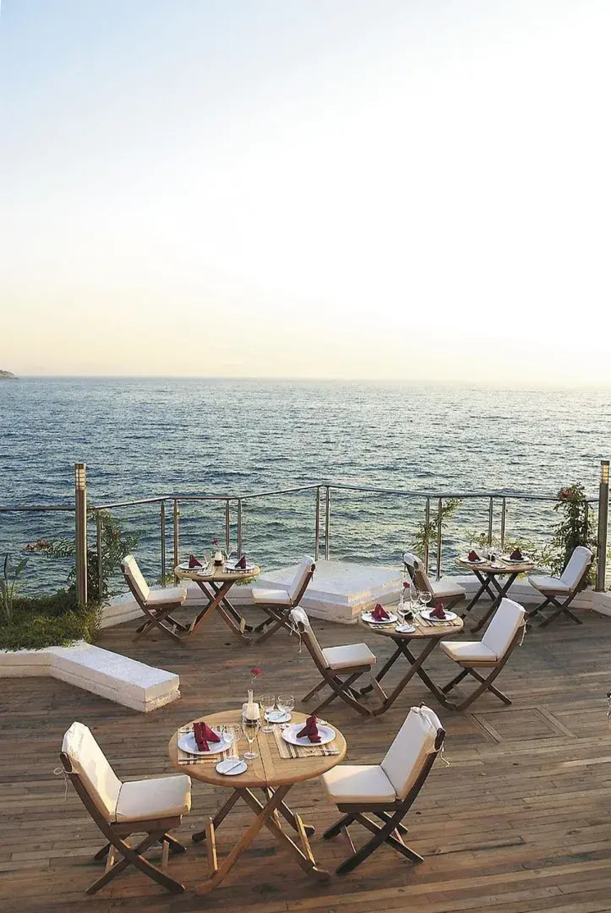 Korumar Deluxe Hotel