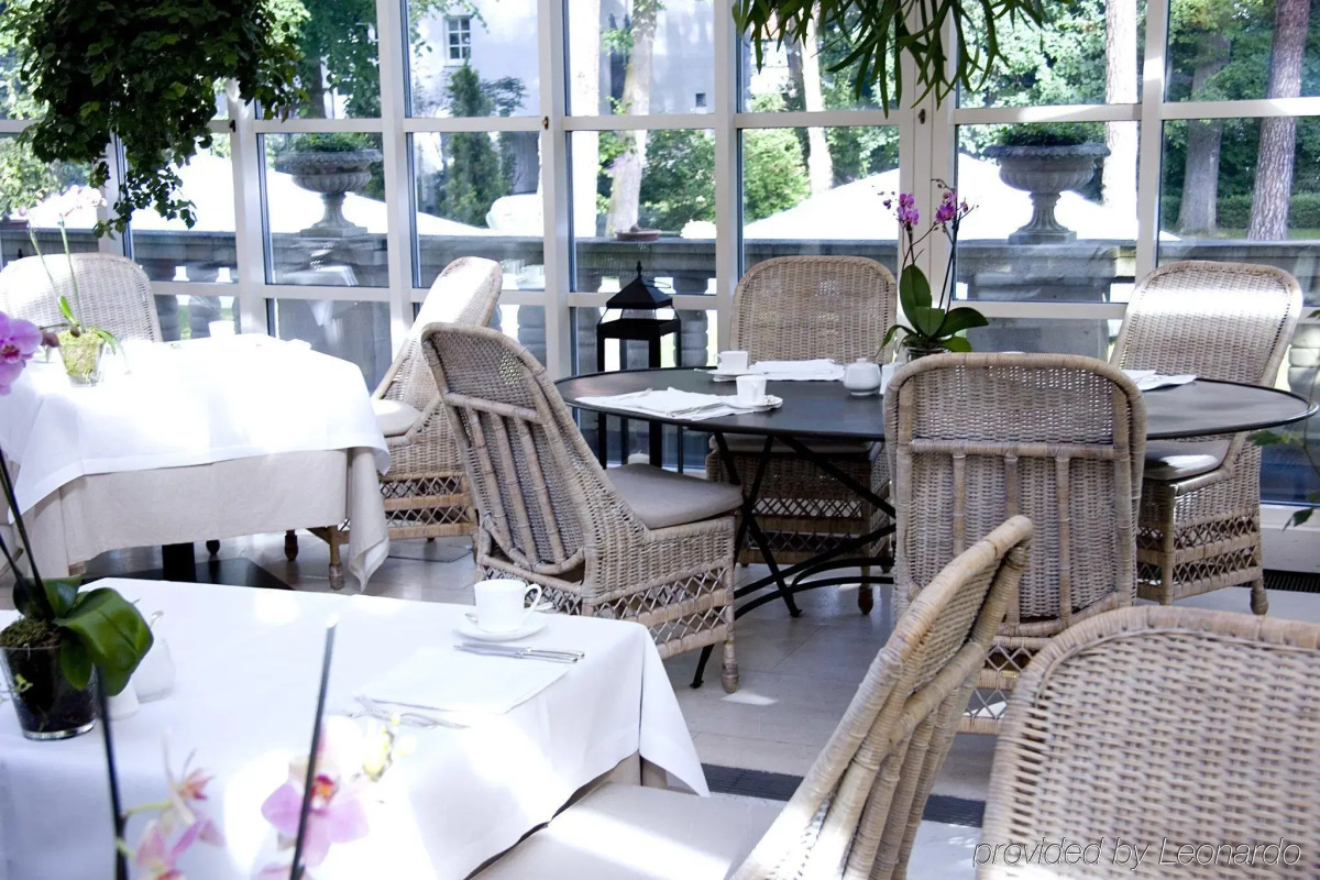 Schlosshotel Berlin By Patrick Hellmann