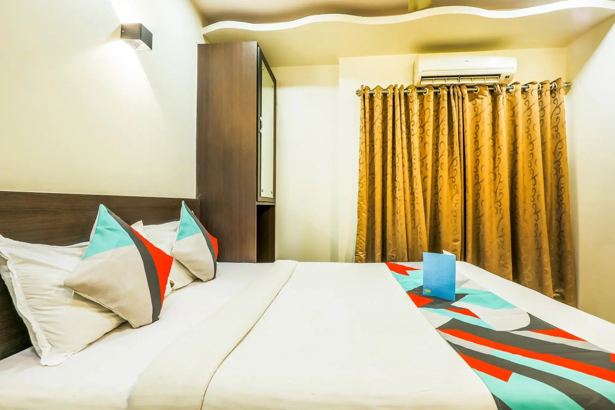 FabExpress Adore Inn