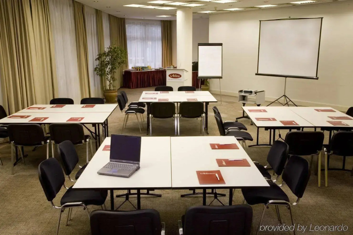 Adina Apartment Hotel Budapest