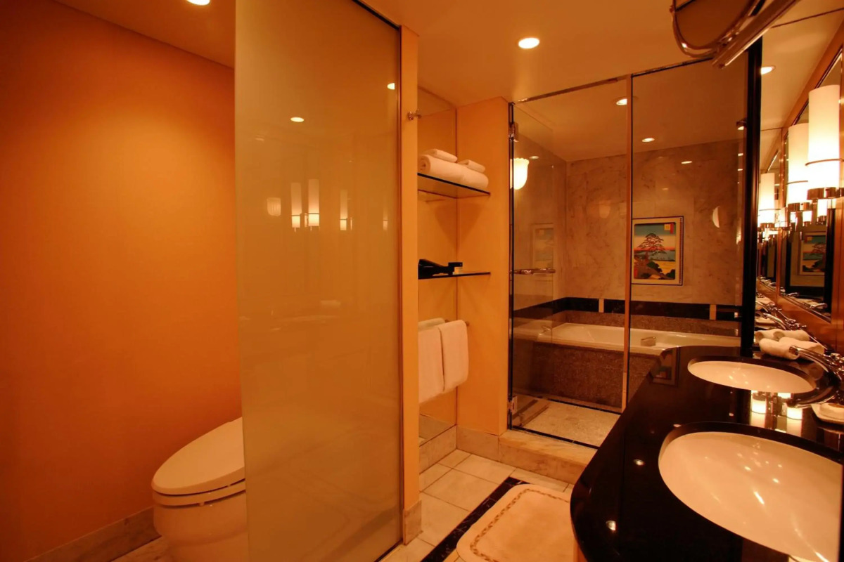 Hotel New Otani Tokyo, The Main