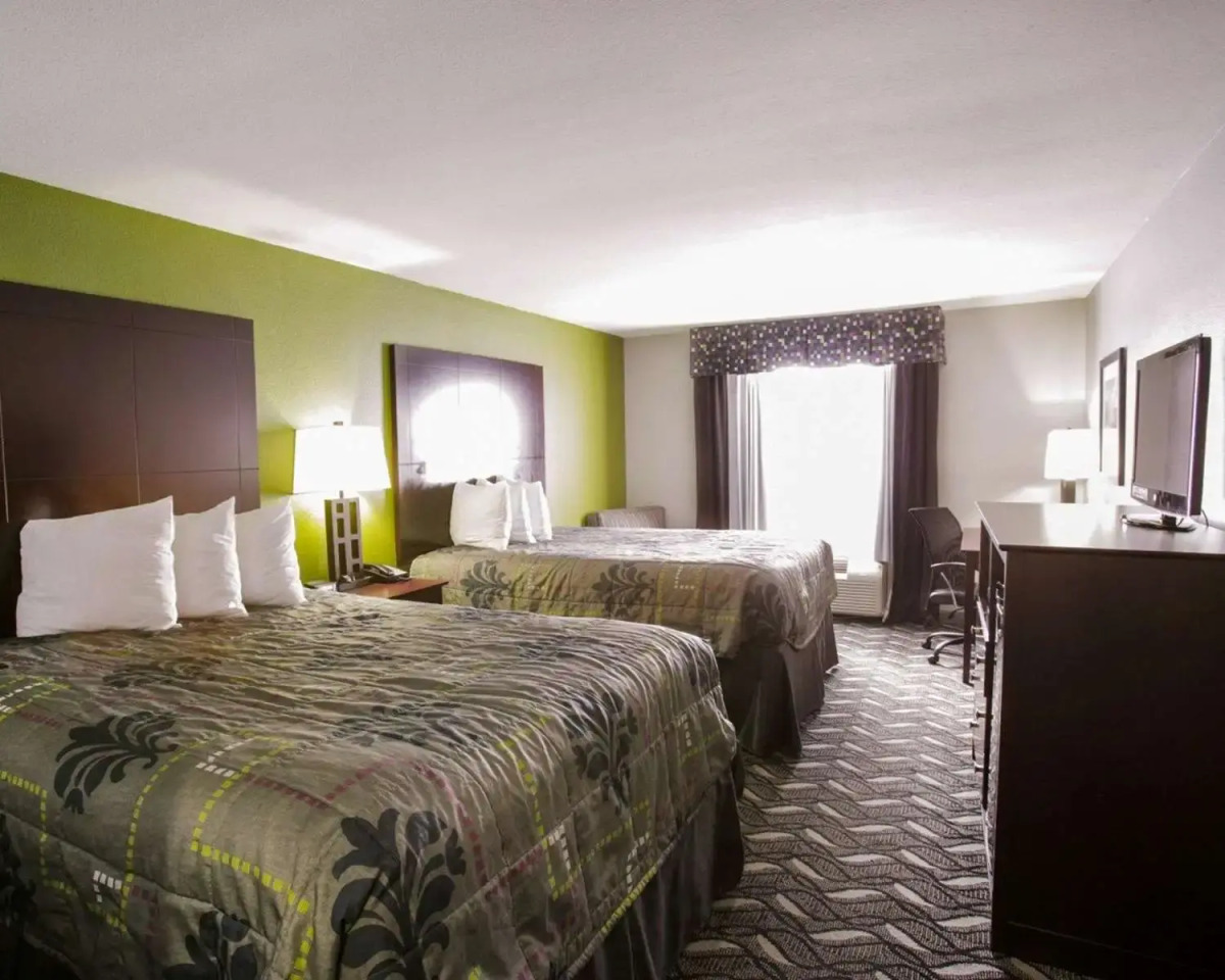 Rodeway Inn and Suites Austin