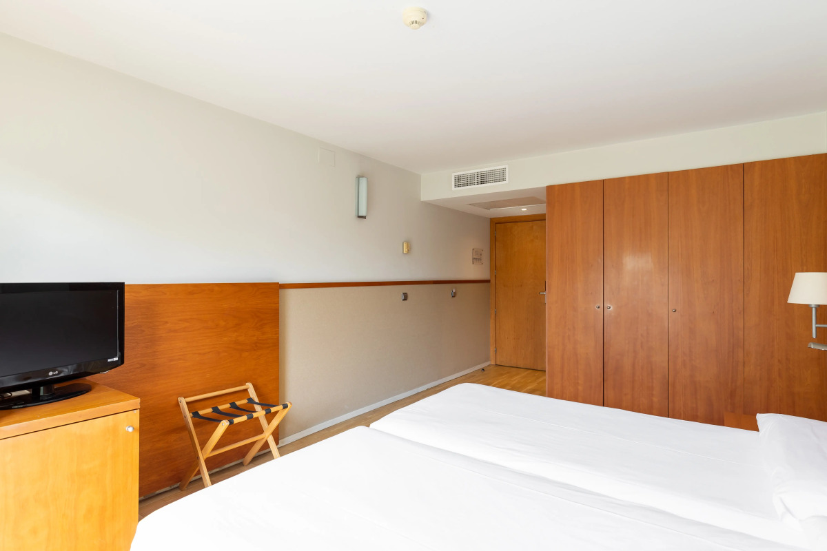 Отель Onix Rambla