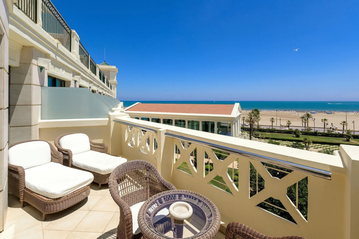 Курортный отель Las Arenas Balneario