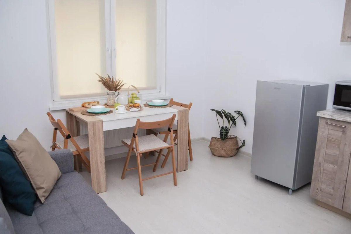 Апартаменты на улице Еремеева 38