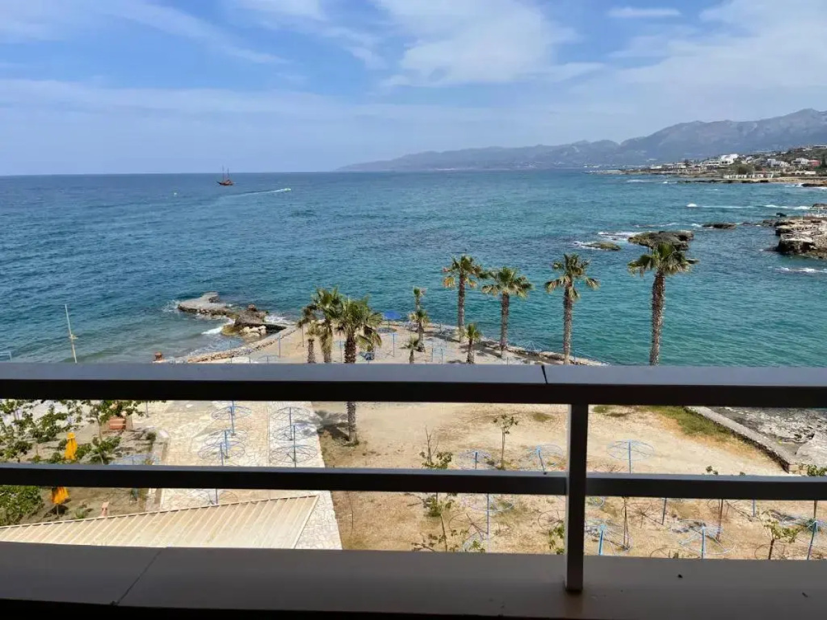 Отель Eri Beach