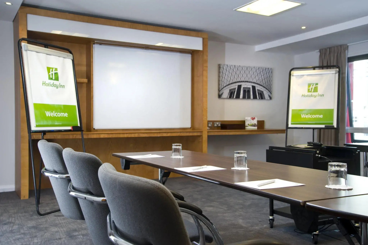 Holiday Inn London - West by IHG