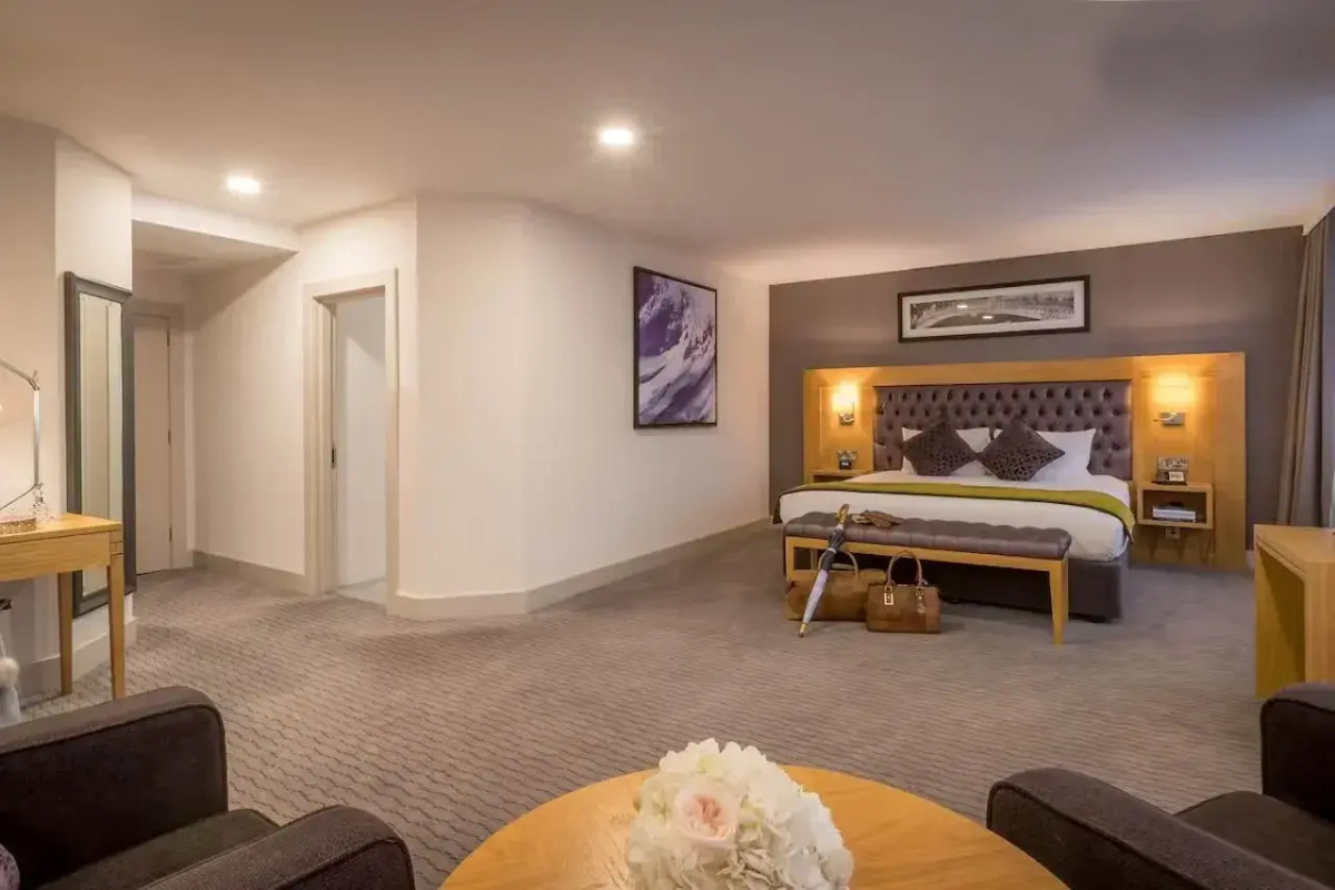 Clayton Hotel Burlington Road