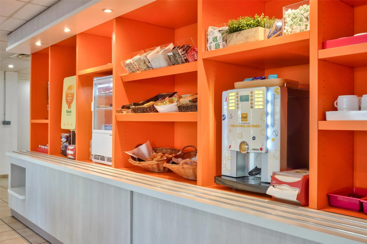 Premiere Classe Paris Ouest - Pont De Suresnes