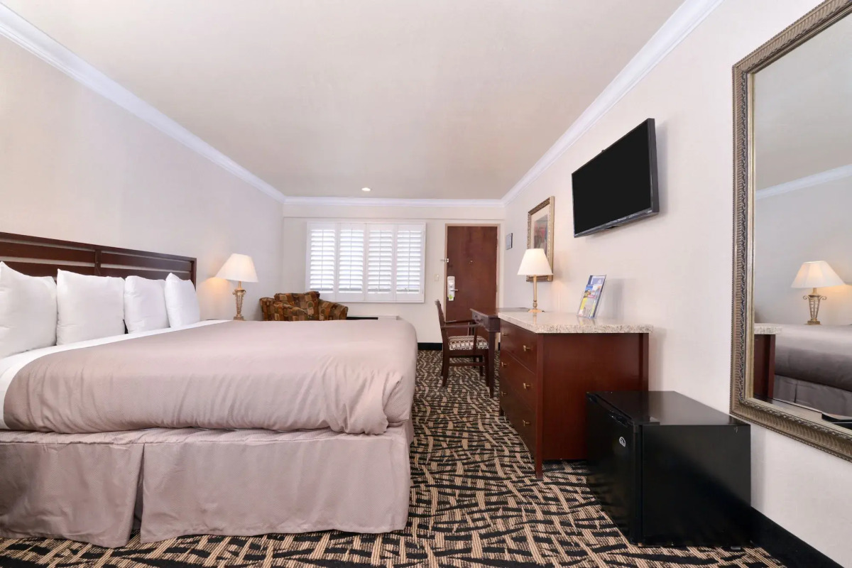 Americas Best Value Inn & Suites El Monte