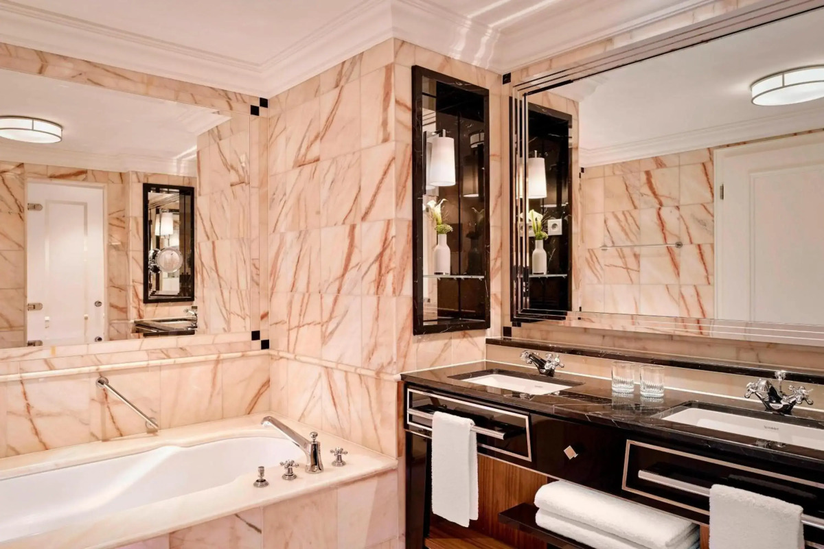 The Ritz-Carlton, Berlin