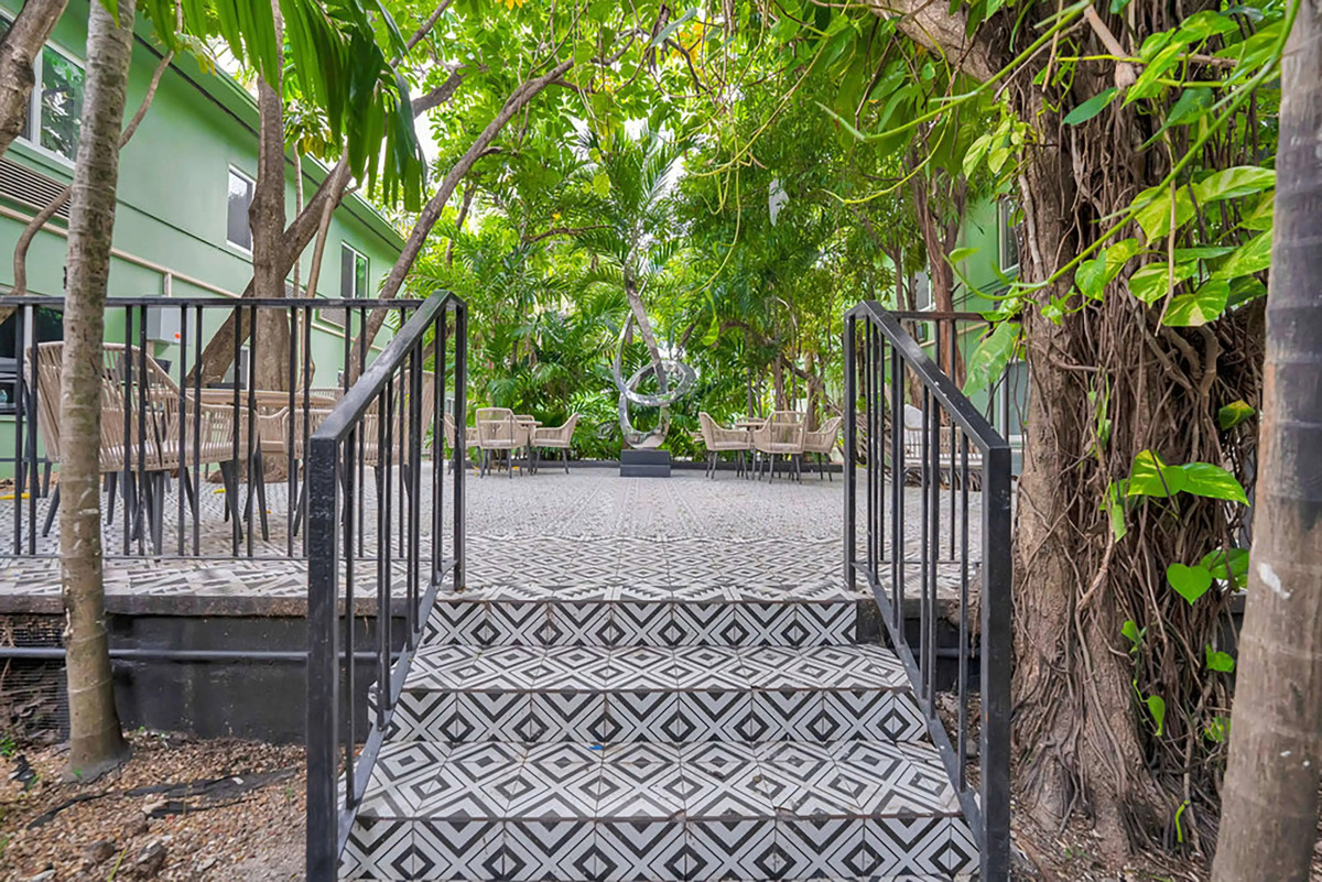 Atrium Hotel, Trademark Collection by Wyndham