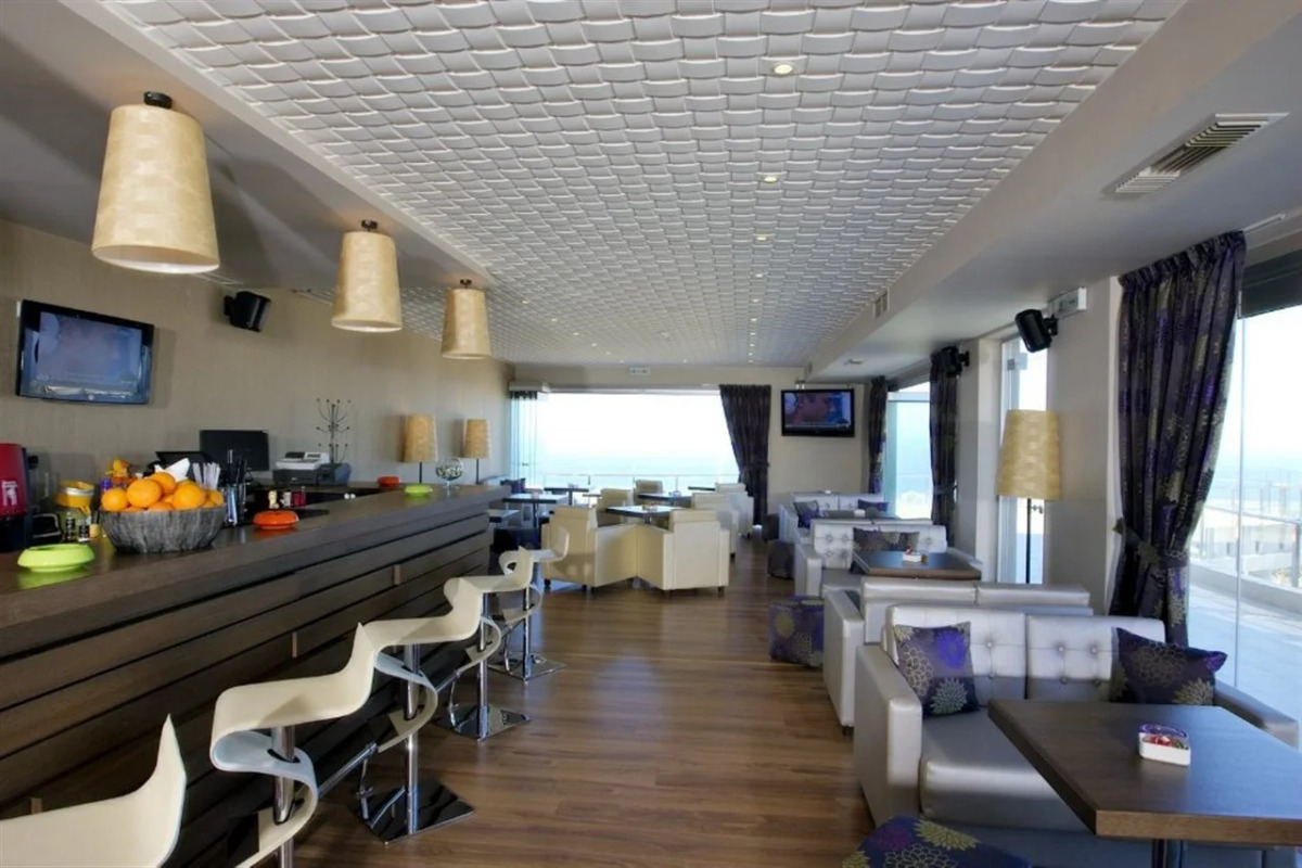 The Noverian Scenic Crete Hilltop Villa Resort & Spa