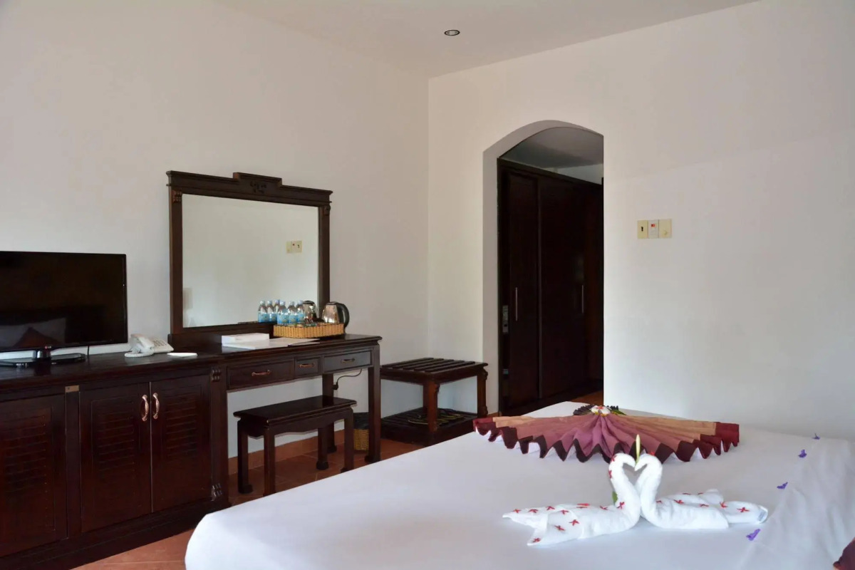 Sea Lion Beach Resort & Spa