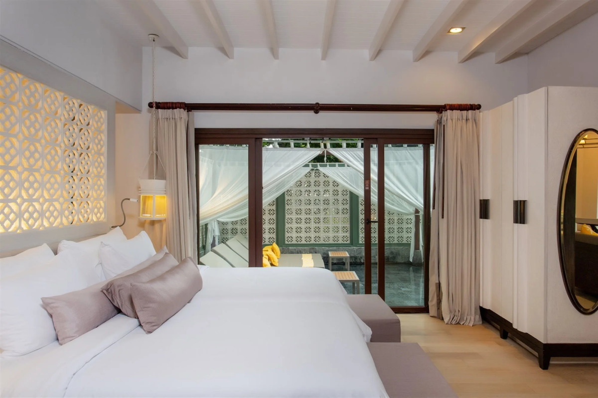 Отель The Shore at Katathani