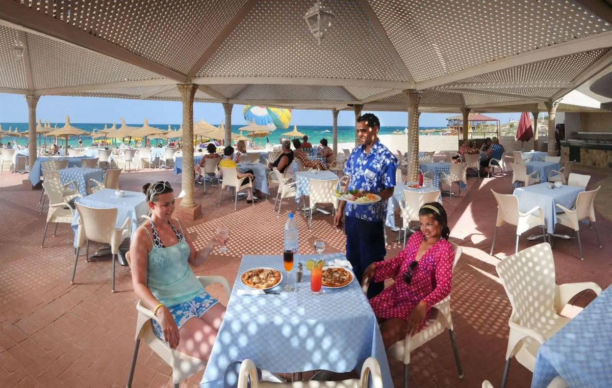 Abou Sofiane-Families & Couples Only