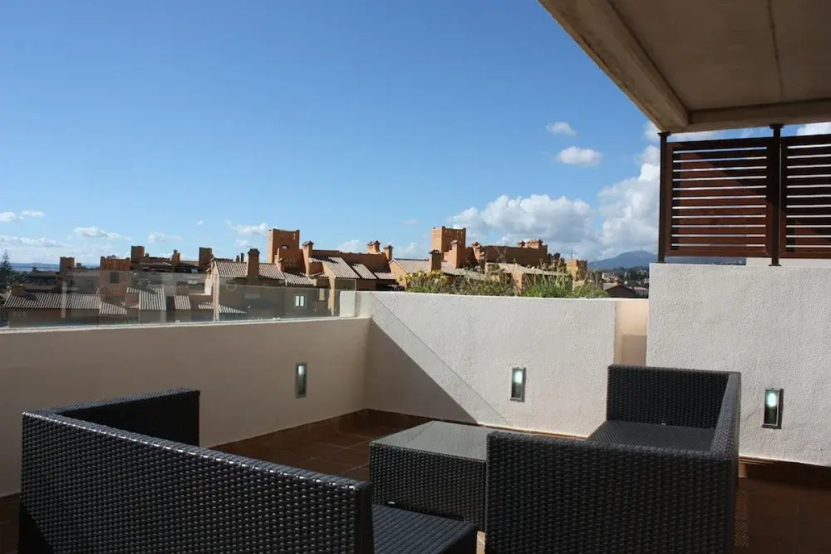 First Line Penthouse With Private Pool